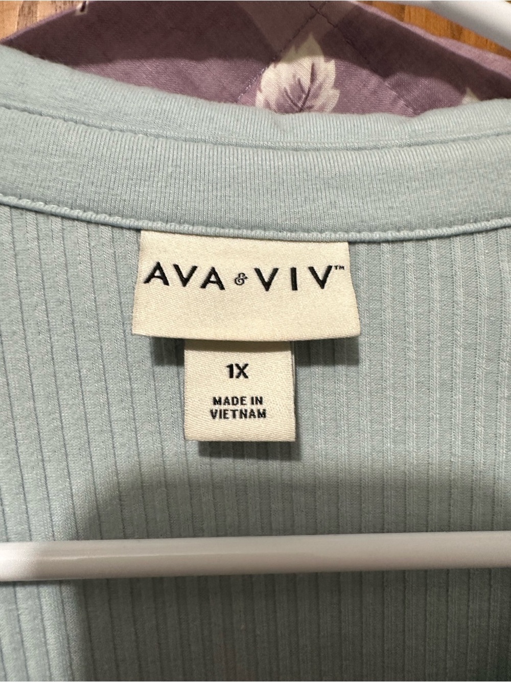 Light Blue Ribbed Button-Front Collared Top - Picture 5 of 5